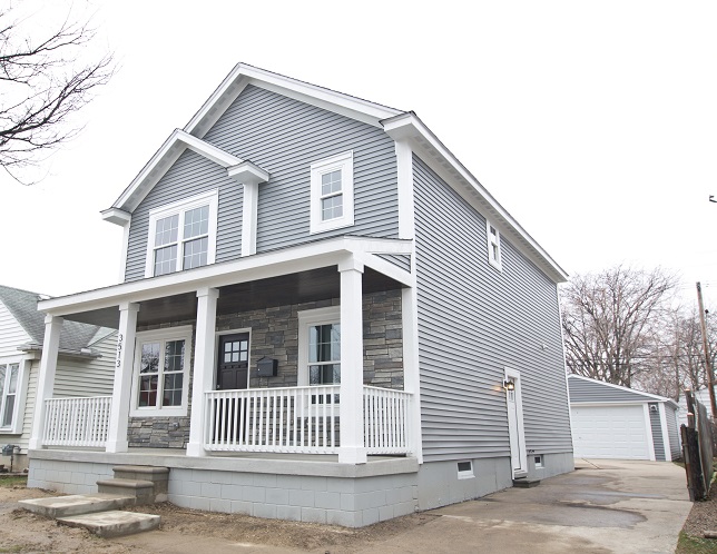 We buy houses for cash in Harper Woods